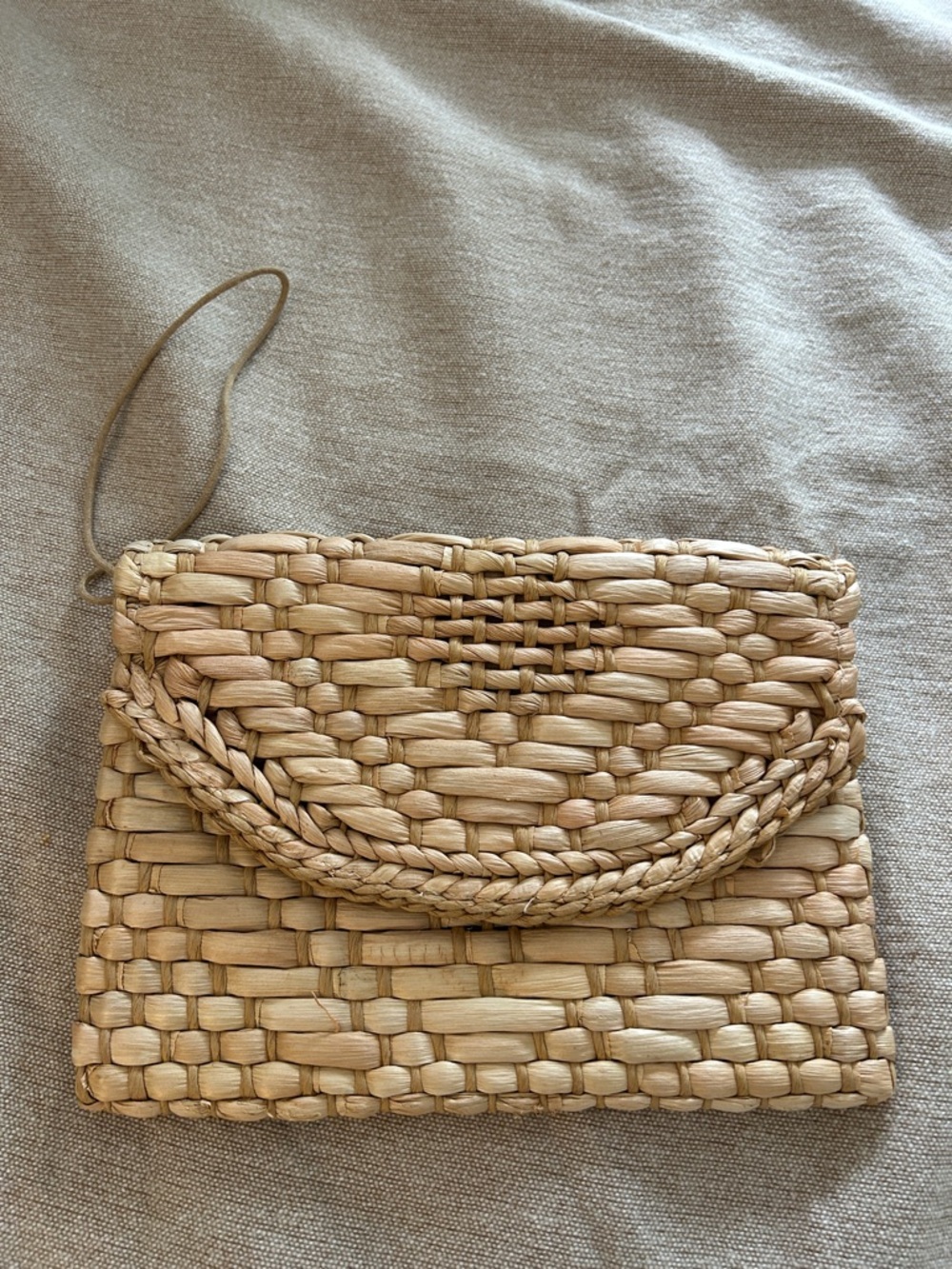 Woven Straw Clutch Bag in Natural
